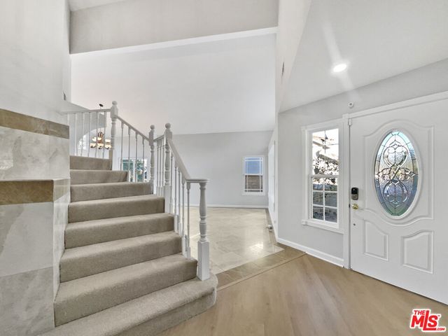 28547 Heather Lane, Castaic, CA 91384