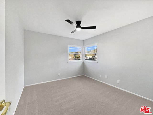 28547 Heather Lane, Castaic, CA 91384