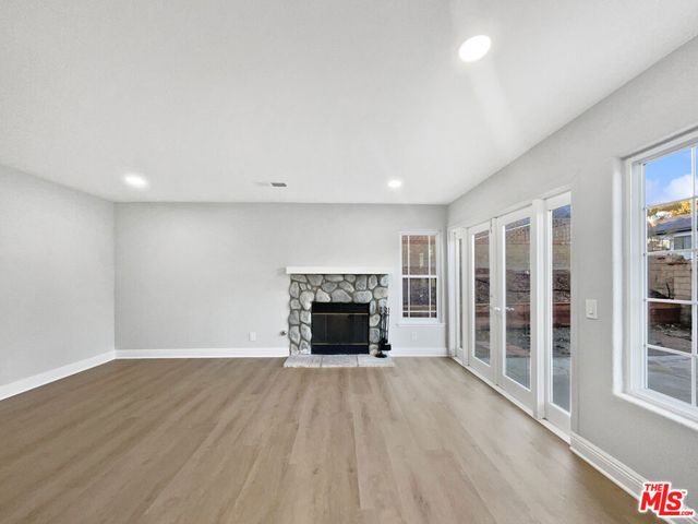 28547 Heather Lane, Castaic, CA 91384