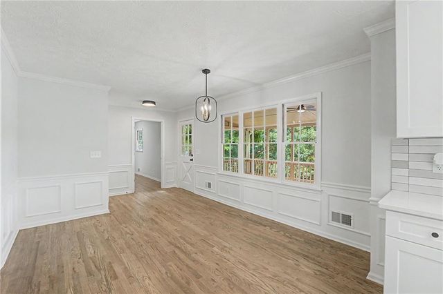 1263 Summit Chase Drive, Snellville, GA 30078