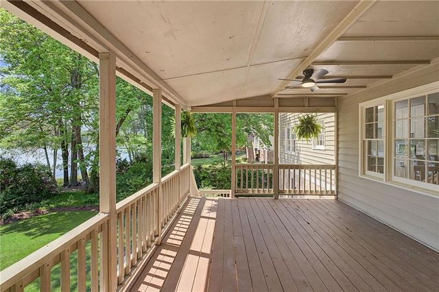 1263 Summit Chase Drive, Snellville, GA 30078