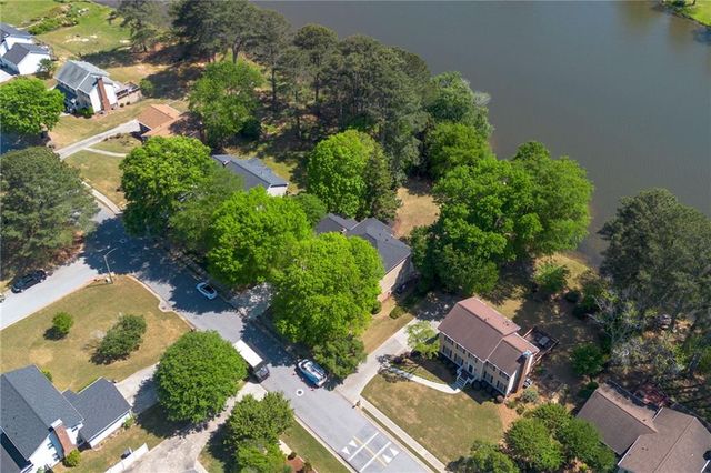 1263 Summit Chase Drive, Snellville, GA 30078