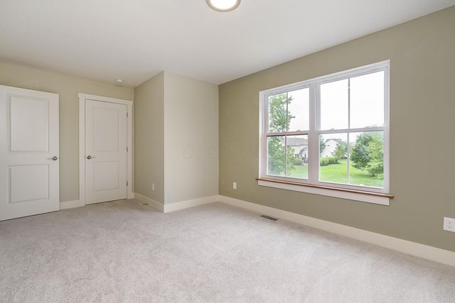 8294 MORGAN Street NW, Pickerington, OH 43147