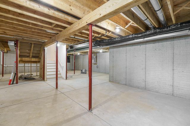 8294 MORGAN Street NW, Pickerington, OH 43147