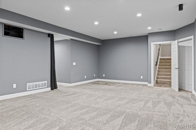 221 Northern Pines Court, St Peters, MO 63376