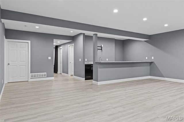221 Northern Pines Court, St Peters, MO 63376