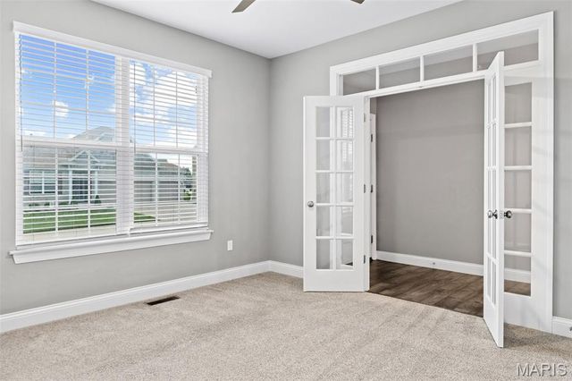 221 Northern Pines Court, St Peters, MO 63376