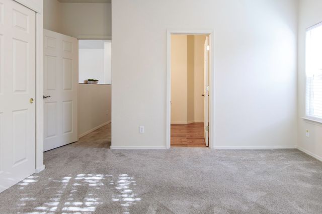 5200 Dulce Drive NE, Rio Rancho, NM 87144