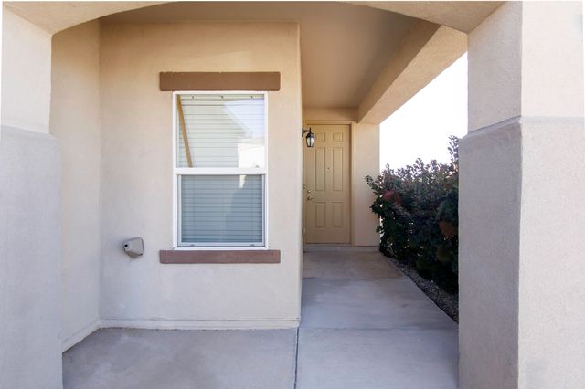 5200 Dulce Drive NE, Rio Rancho, NM 87144