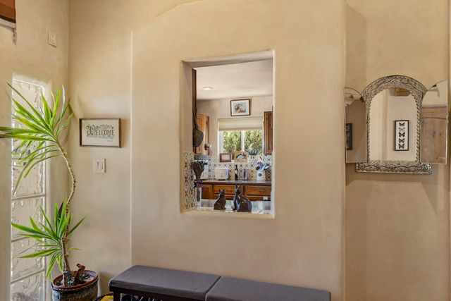 2853 Pueblo Jacona, Santa Fe, NM 87507