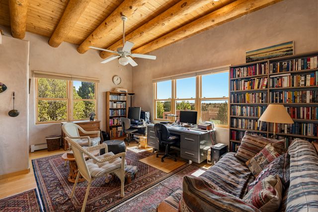 2853 Pueblo Jacona, Santa Fe, NM 87507