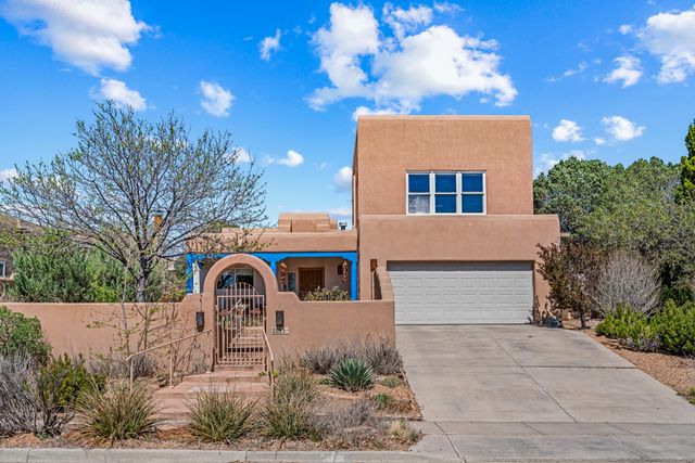 2853 Pueblo Jacona, Santa Fe, NM 87507