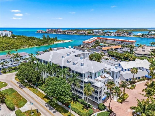 140 Palm ST 207, Marco Island, FL 34145