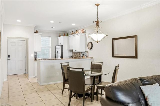 140 Palm ST 207, Marco Island, FL 34145