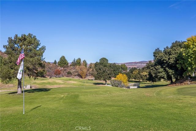 19124 Avenue Of The Oaks A, Newhall, CA 91321