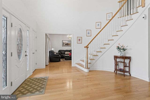 11 PETRIK FARM RD, Hillsborough, NJ 08844