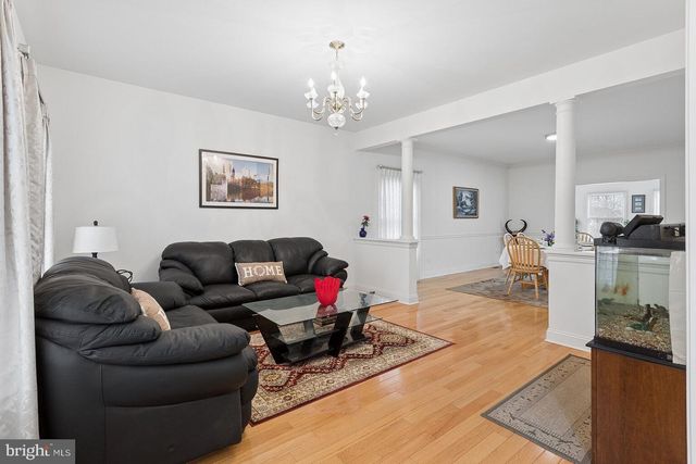 11 PETRIK FARM RD, Hillsborough, NJ 08844