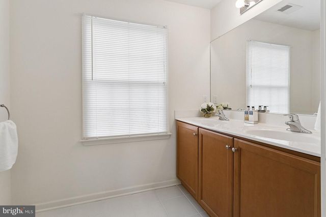 11 PETRIK FARM RD, Hillsborough, NJ 08844