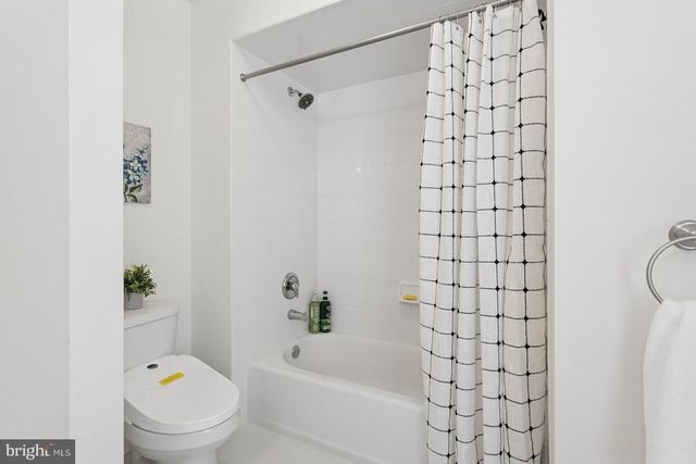 11 PETRIK FARM RD, Hillsborough, NJ 08844