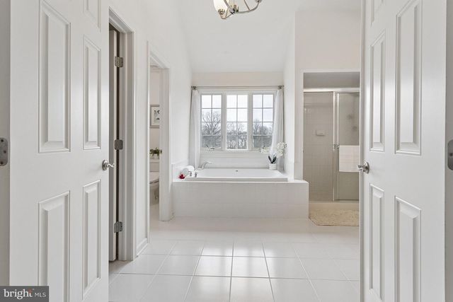 11 PETRIK FARM RD, Hillsborough, NJ 08844