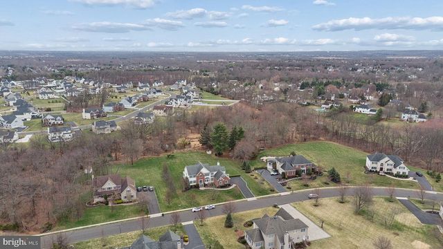 11 PETRIK FARM RD, Hillsborough, NJ 08844