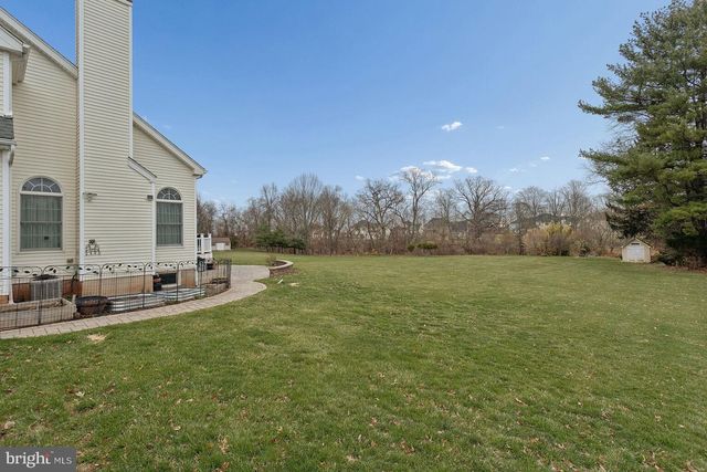 11 PETRIK FARM RD, Hillsborough, NJ 08844