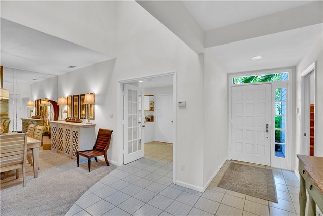 120 Chinaberry Lane 15, Vero Beach, FL 32963