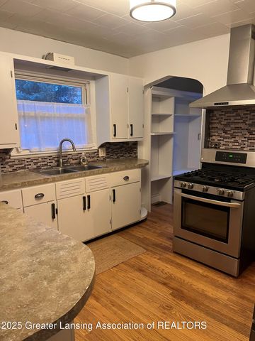 2201 Bertha Street, Holt, MI 48842