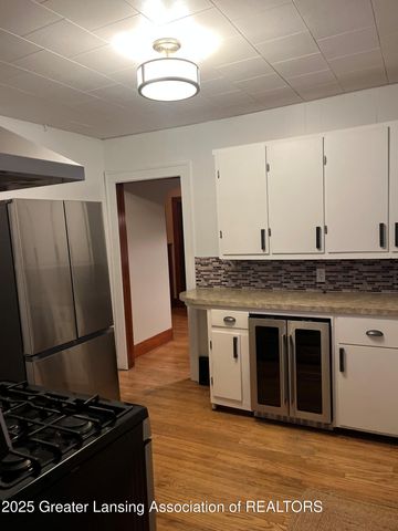 2201 Bertha Street, Holt, MI 48842