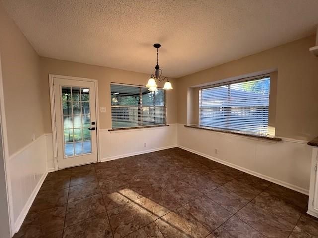 223 Wedgewood Street, Lake Jackson, TX 77566