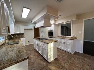 223 Wedgewood Street, Lake Jackson, TX 77566