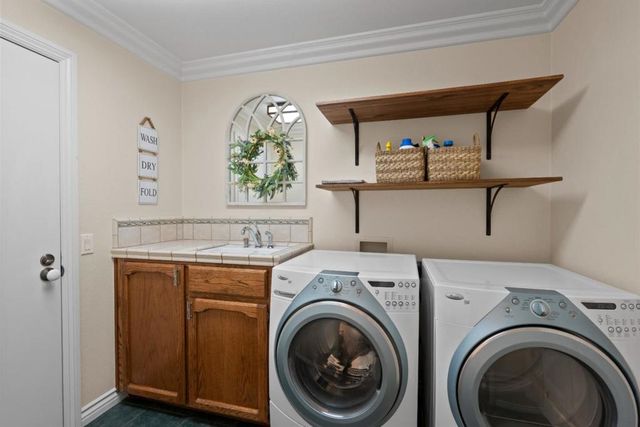 260 Donald Drive, Hollister, CA 95023
