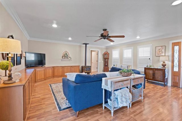 260 Donald Drive, Hollister, CA 95023