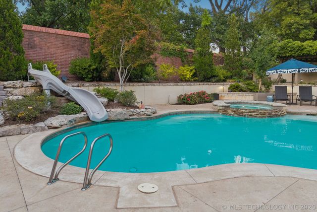 10805 S Marion Avenue, Tulsa, OK 74137