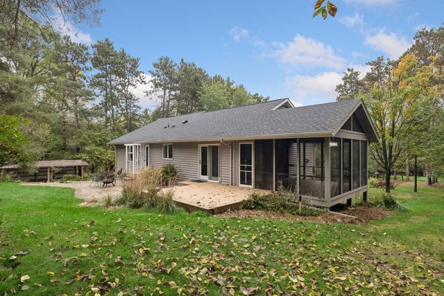 98 Quality Avenue N, Lakeland, MN 55043