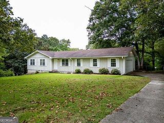 2460 Rolling Acres Drive SW, Conyers, GA 30094