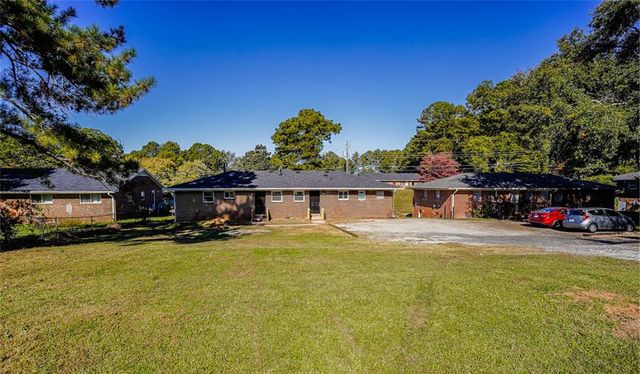 2877 Whispering Hills Drive, Atlanta, GA 30341