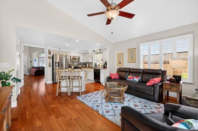 8536 Planetree Dr, Windsor, CA 95492