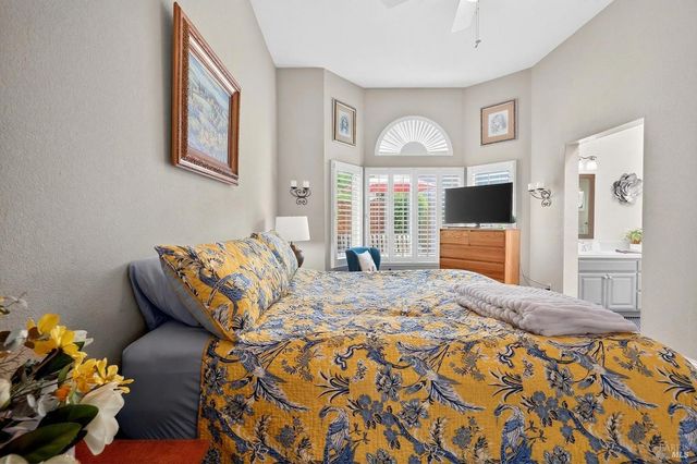 8536 Planetree Dr, Windsor, CA 95492