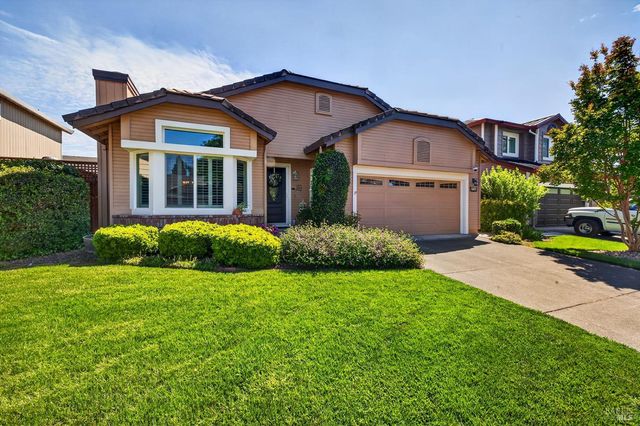 8536 Planetree Dr, Windsor, CA 95492