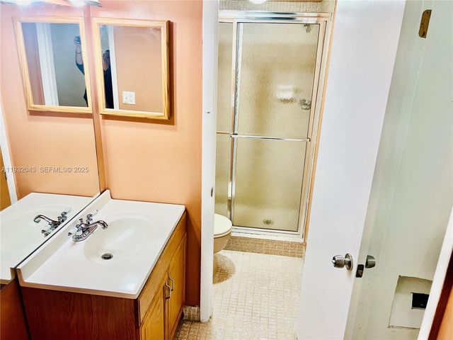 1021 Mockingbird Ln 215, Plantation, FL 33324