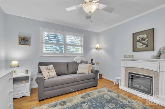 219 Raintree Drive, Hendersonville, NC 28791