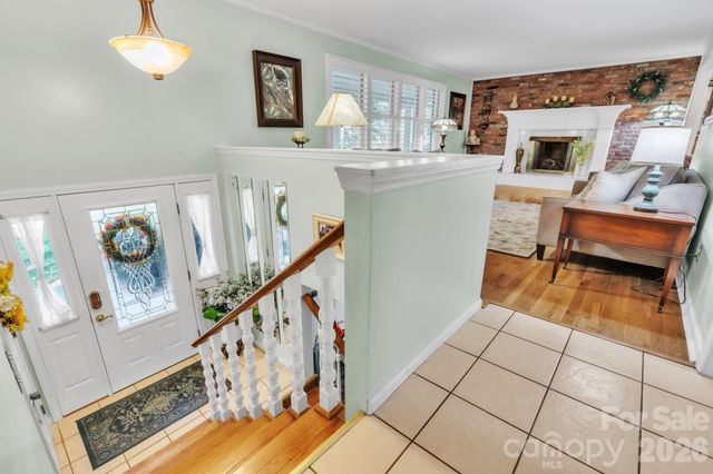 219 Raintree Drive, Hendersonville, NC 28791