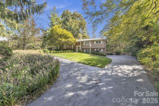 219 Raintree Drive, Hendersonville, NC 28791