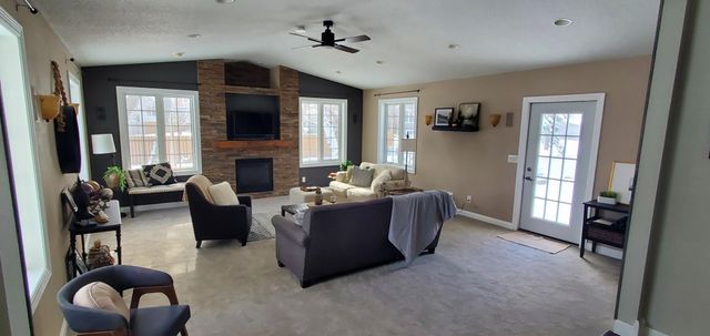 2202 15th Avenue S, Fargo, ND 58103