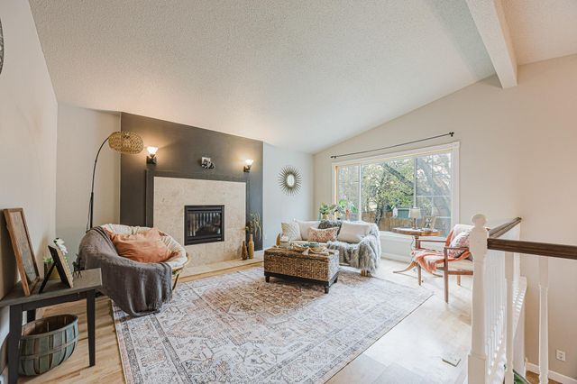 2202 15th Avenue S, Fargo, ND 58103