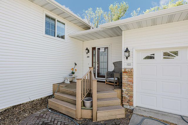 2202 15th Avenue S, Fargo, ND 58103