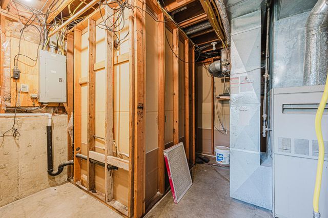 2202 15th Avenue S, Fargo, ND 58103