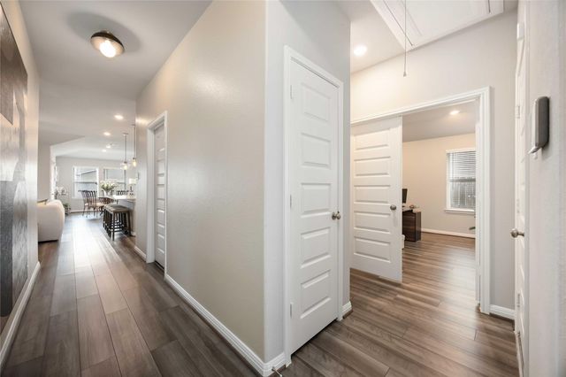 6910 Lebec Drive, Rosharon, TX 77583