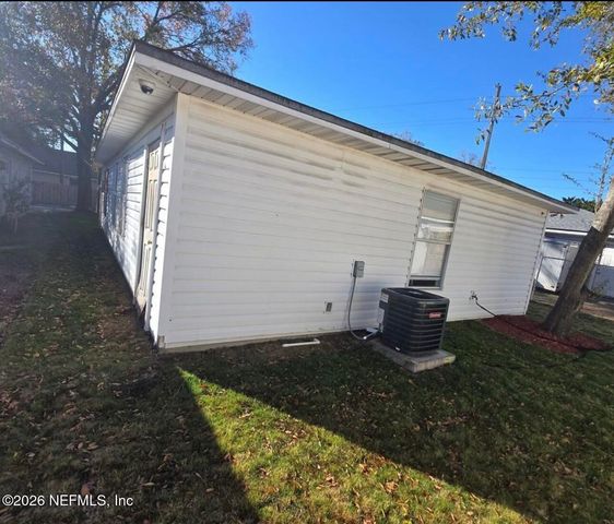 1655 UNION Street W, Jacksonville, FL 32209